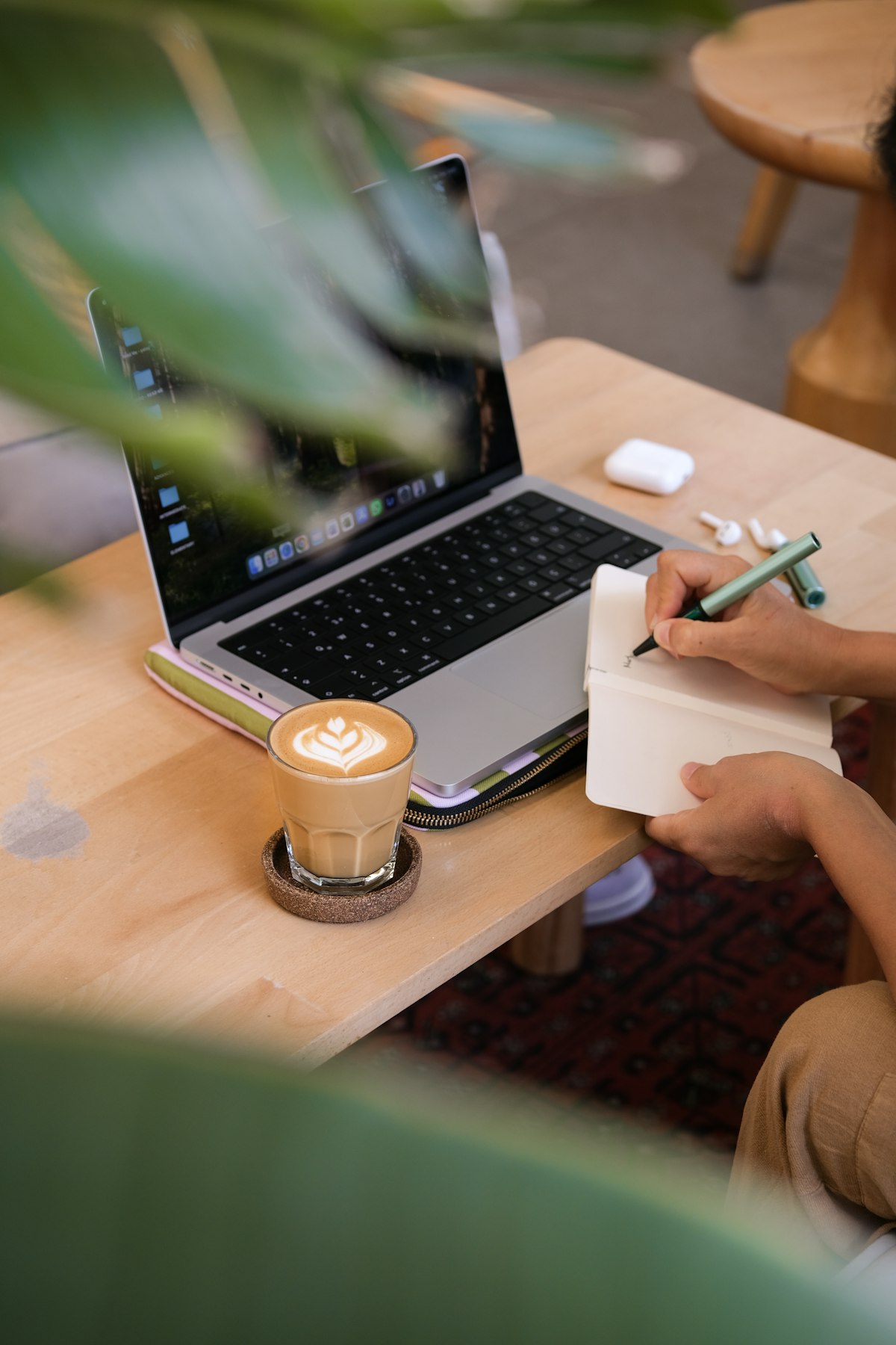 Best AI Writing Tools in 2026 — Tested for Beginners