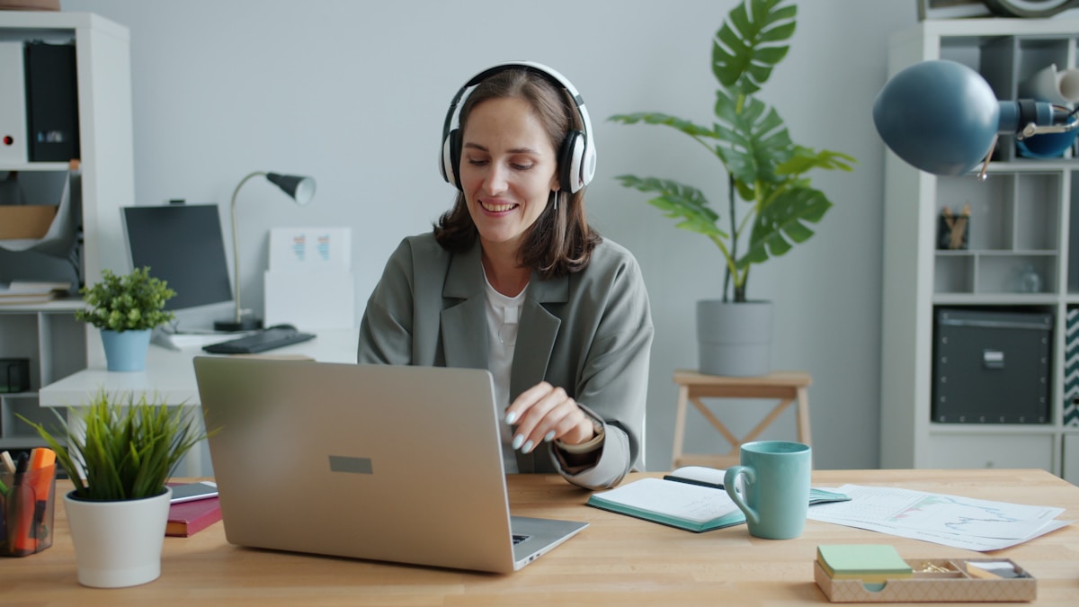 How to Use AI to Write Better Emails — Step by Step